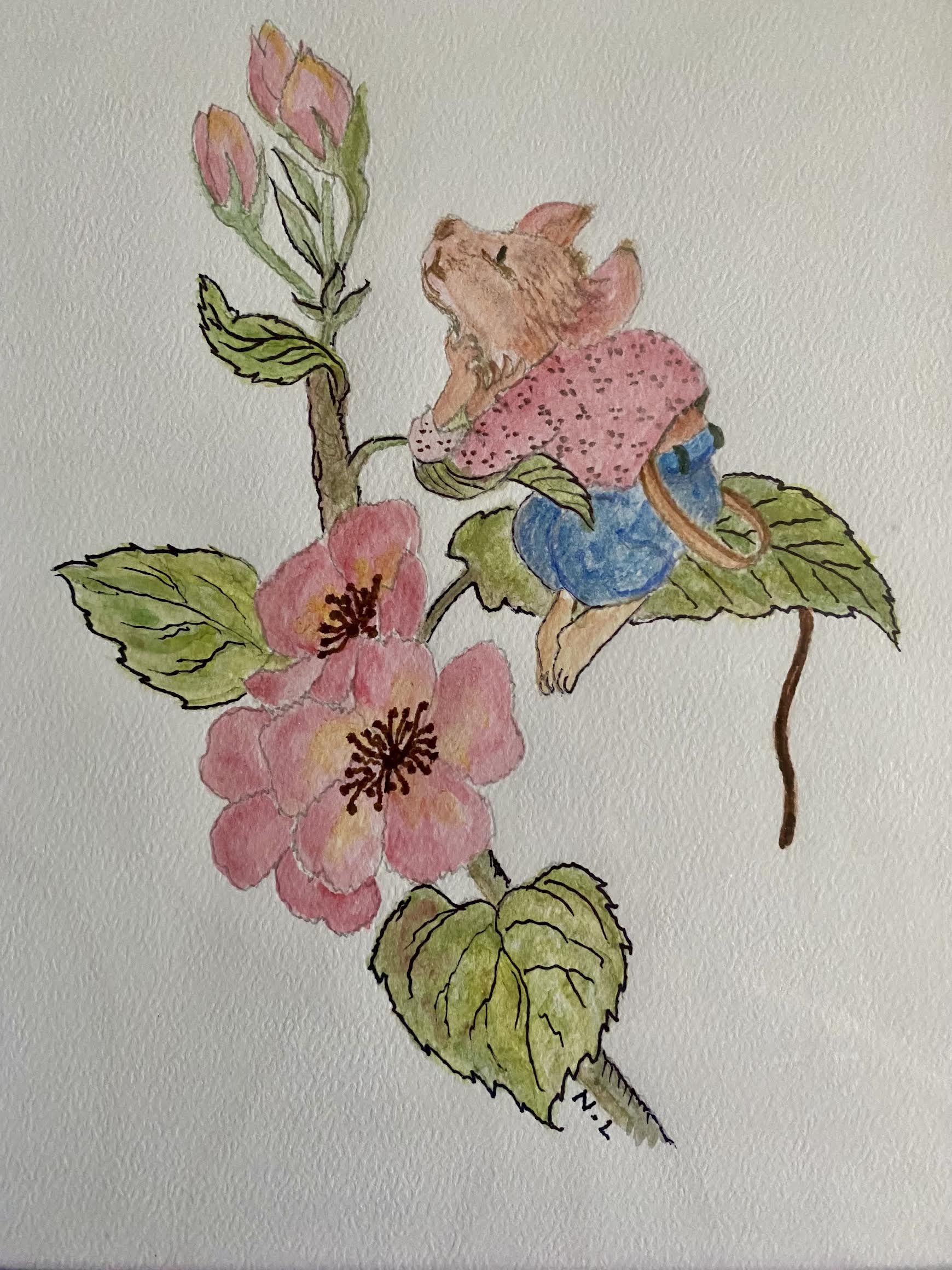 攀爬粉花的小老鼠